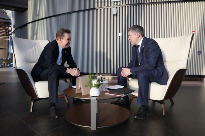 Алексей Миллер и Губернатор Пермского края Дмитрий Махонин обсудили ход и перспективы развития газоснабжения и газификации региона.