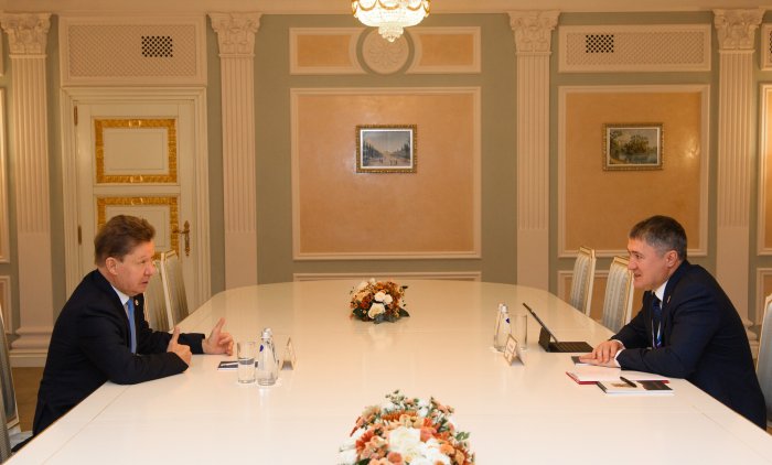ПМГФ-2025: состоялась рабочая встреча Алексея Миллера и Губернатора Пермского края Дмитрия Махонина